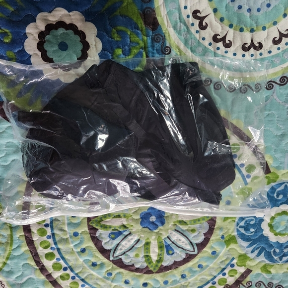 NWOT Bra - Picture 10 of 14